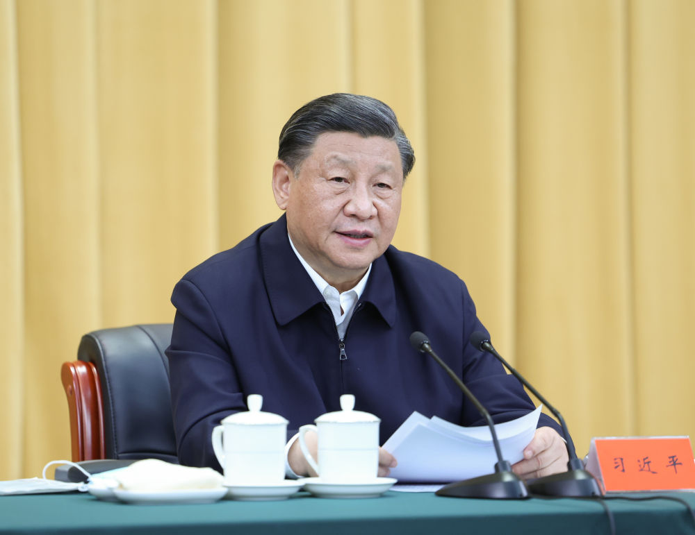 2023年6月2日,中共中央总书记、国家主席、中央军委主席习近平在北京出席文化传承发展座谈会并发表重要讲话。 2023年6月2日,中共中央总书记、国家主席、中央军委主席习近平在北京出席文化传承发展座谈会并发表重要讲话。