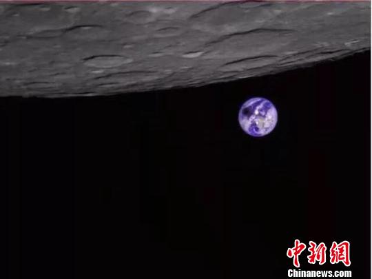 中国高校卫星月球上拍到2019年全球唯一一次日全食影像